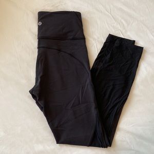 Lululemon mesh legging